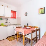 Апартаменты With Parking Spaces Arbanija, Ciovo - 7543 *