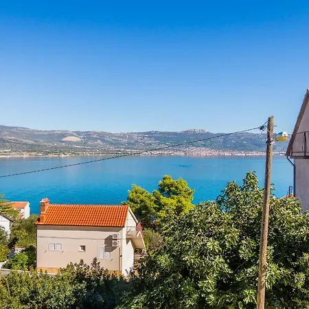 Apartments With A Parking Space Arbanija, Ciovo - 7543 Trogir