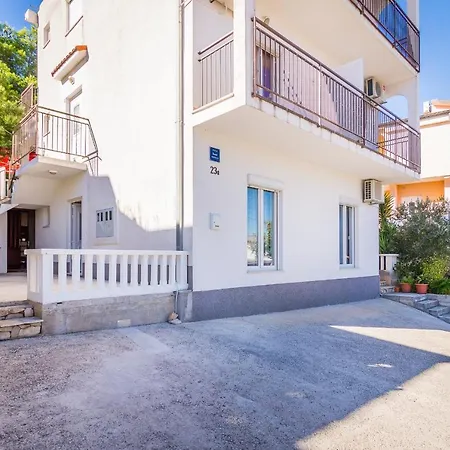 Apartments With A Parking Space Arbanija, Ciovo - 7543