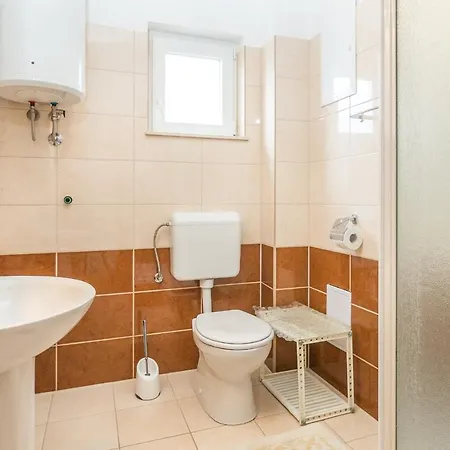 Apartment Apartments With A Parking Space Arbanija, Ciovo - 7543 Trogir