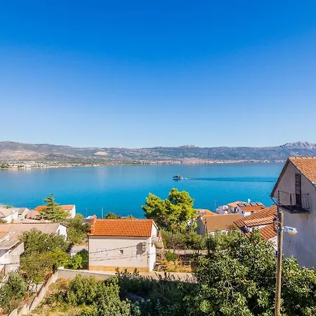 Apartments With A Parking Space Arbanija, Ciovo - 7543 Apartment Trogir